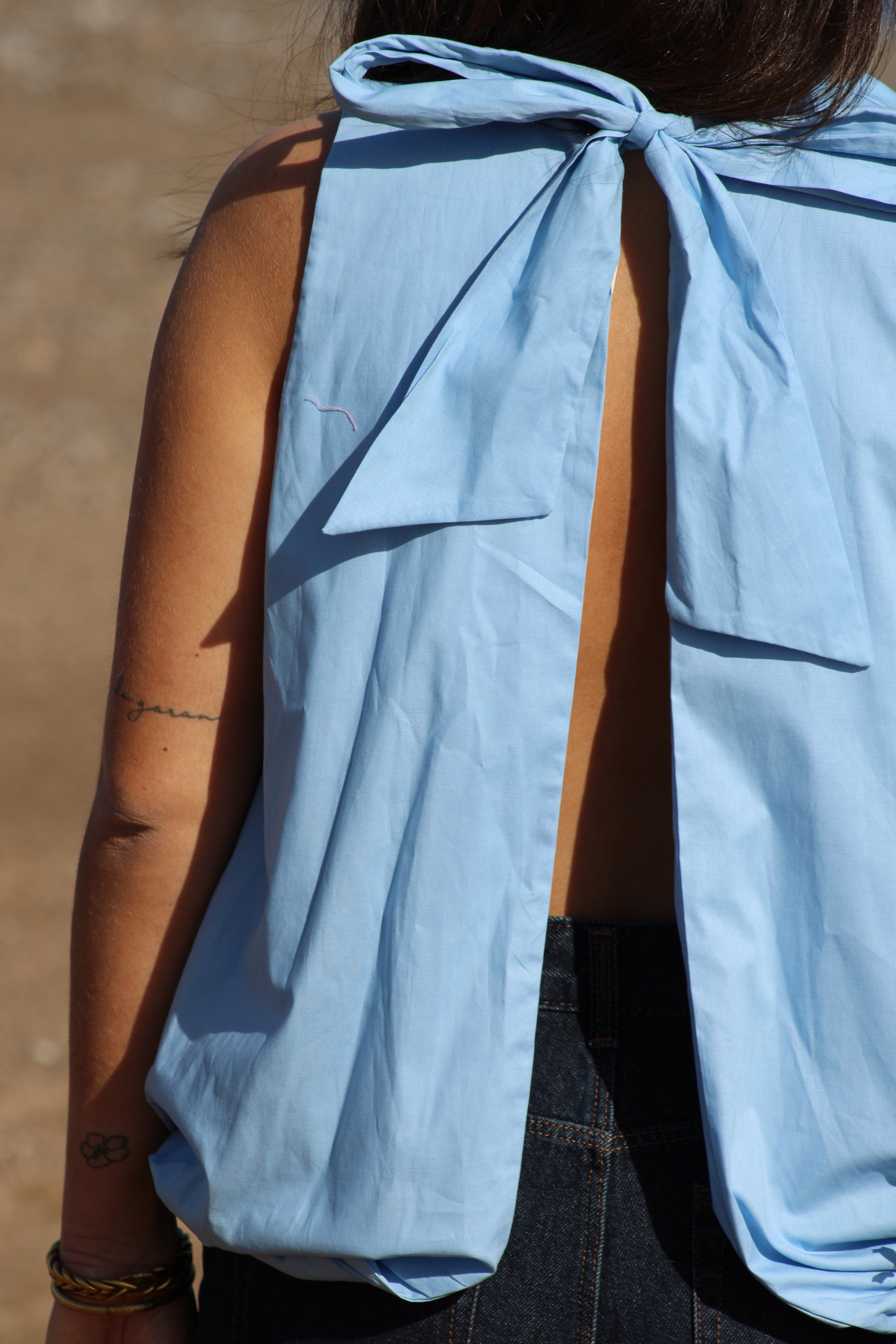 Haut Elea bleu